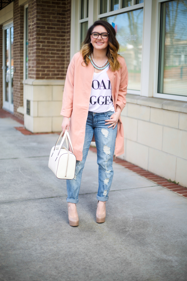 Mae Amor- blush longline duster coat, distressed boyfriend jeans, Goal Digger tee, Kate Spade, BaubleBar collar necklace