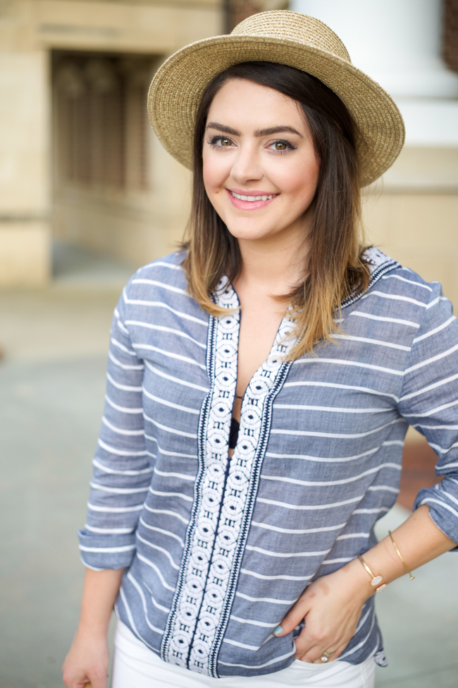 Mae Amor- Joie Samali Tunic, Topshop Moto Jeans, J. Crew tote, Boater Hat, Gap Suede Loafers