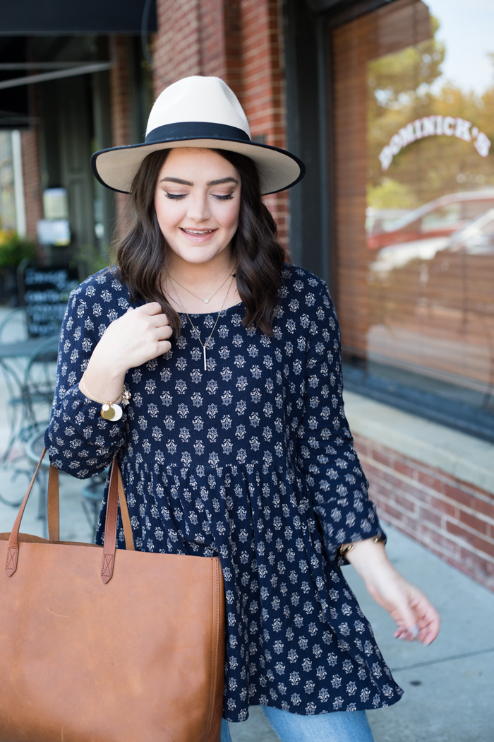 babydoll tunic with jeans - via @maeamor